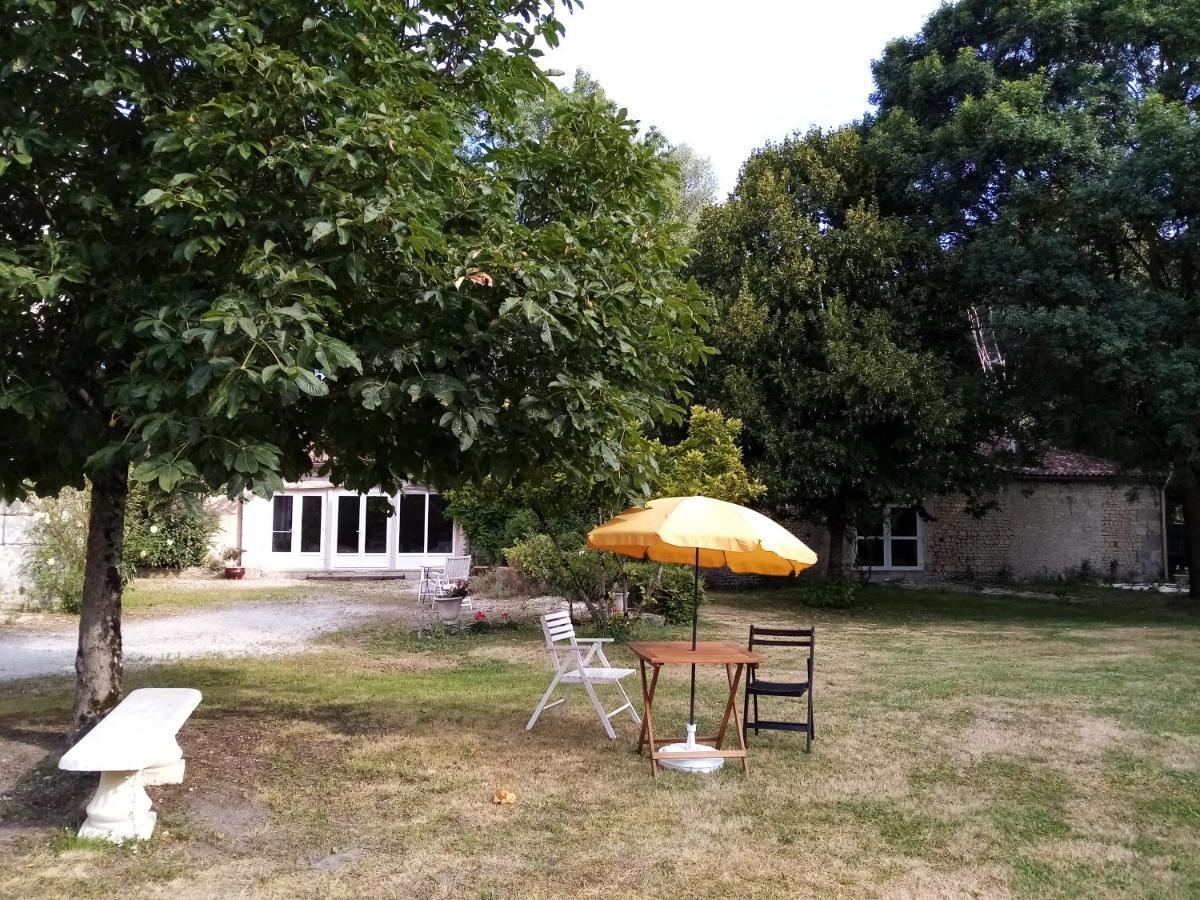 Domaine de Pladuc Lachaise Exterior foto